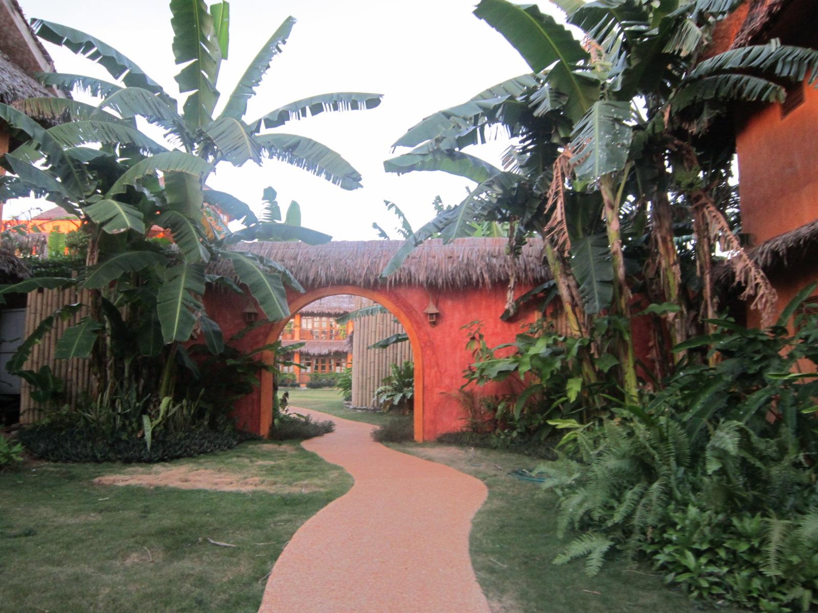 Coco Grove Beach Resort