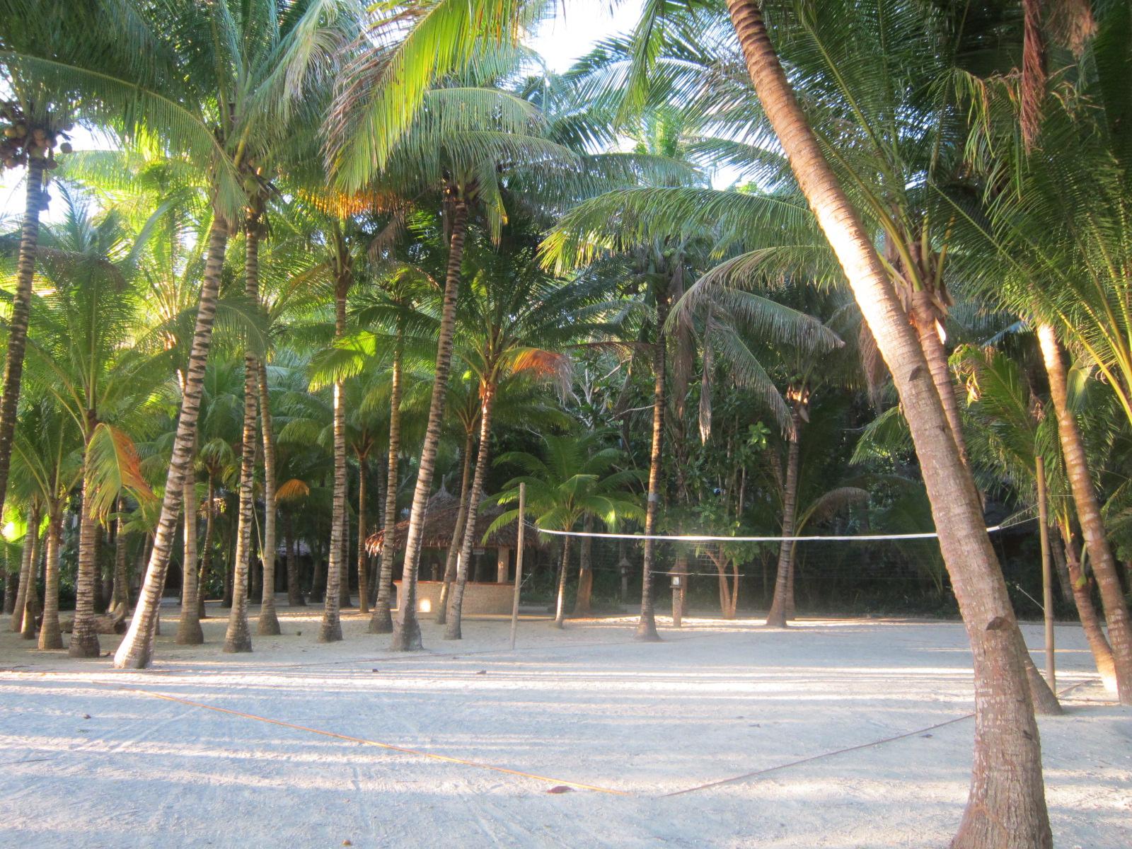 Coco Grove Beach Resort