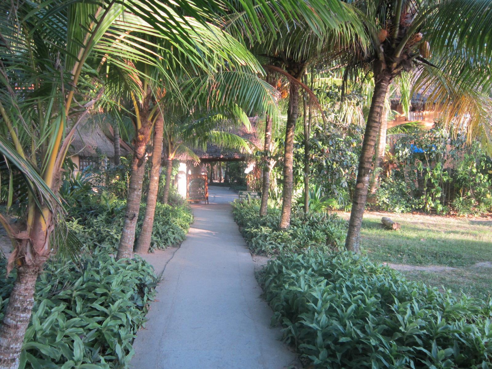 Coco Grove Beach Resort