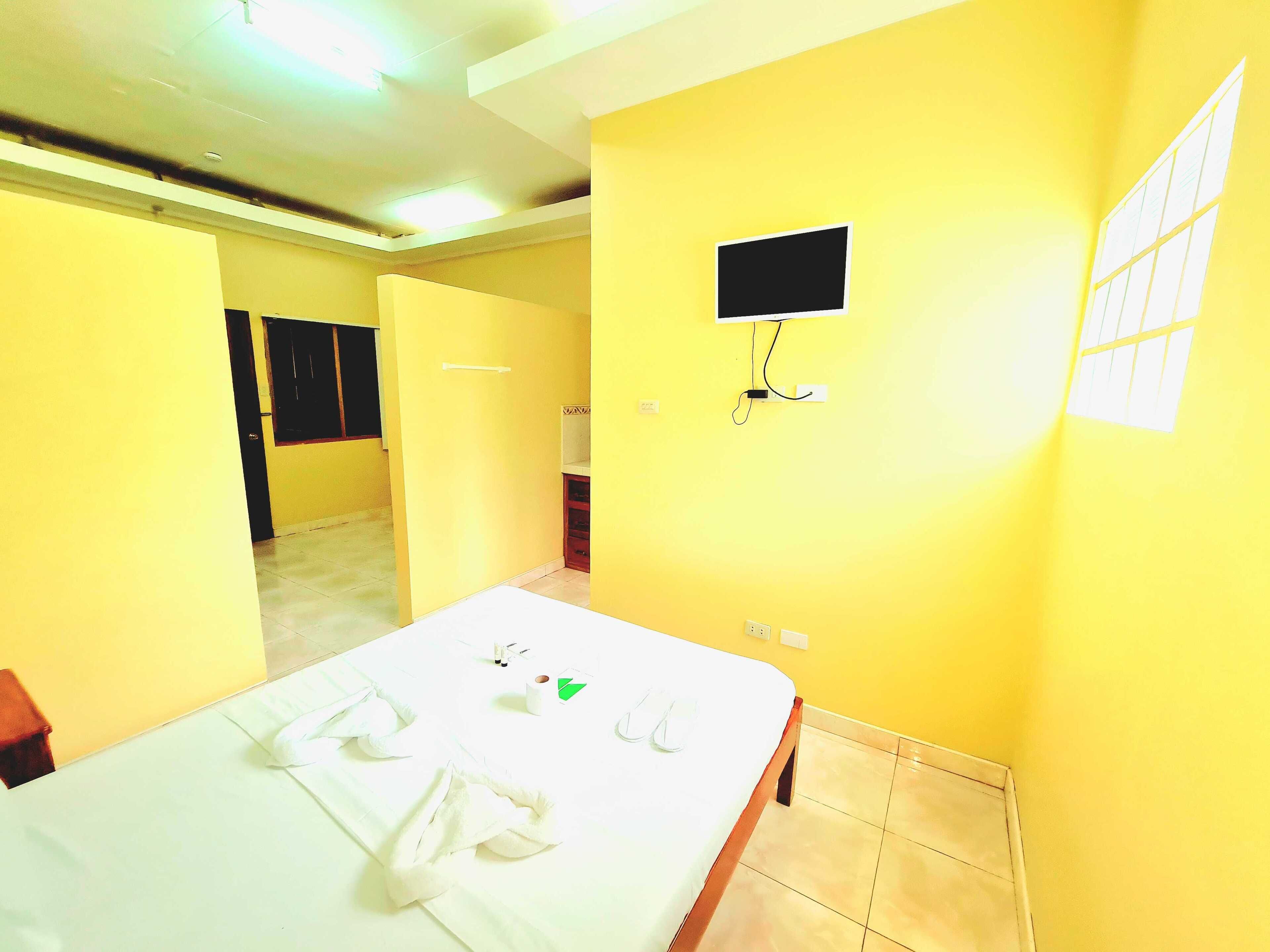 La-Familia Guest House