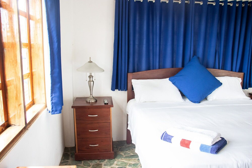 Rainbow Bay Beach & Dive Resort