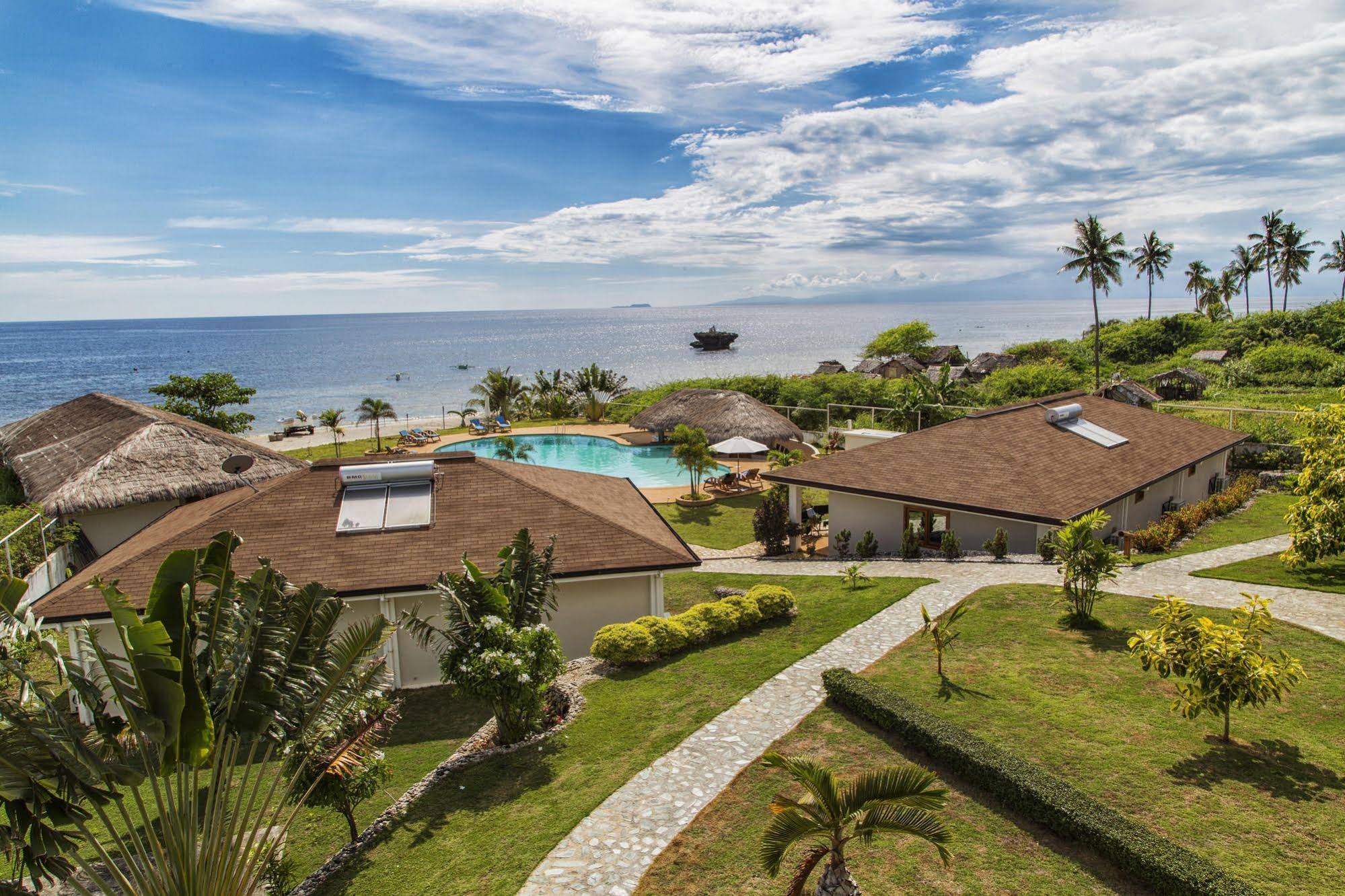 Salamangka Beach & Dive Resort