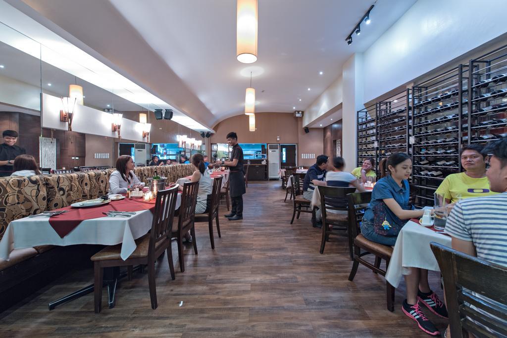 Court Meridian Hotel & Suites