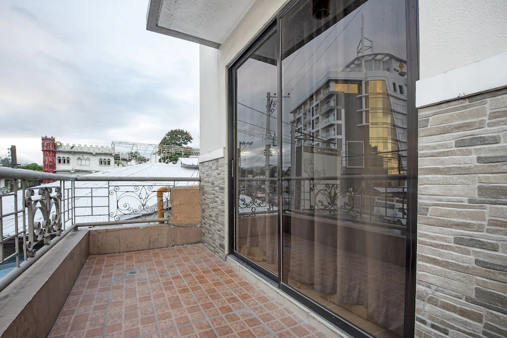 Paradise Hotel by OYO Rooms