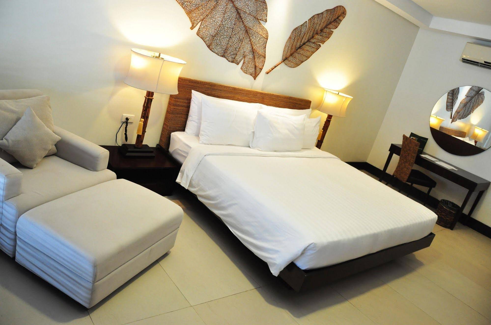 Hotel Kamana Sactuary Resort and Spa