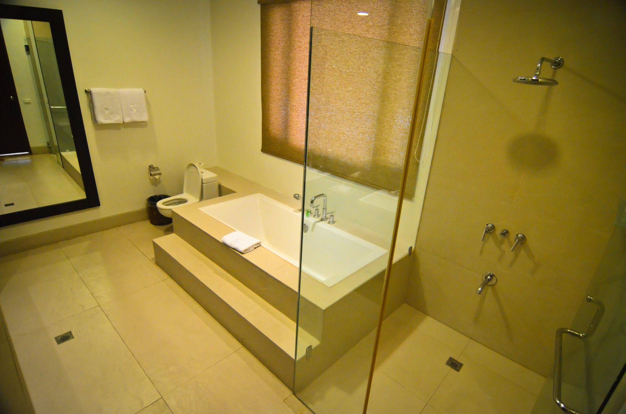 Hotel Kamana Sactuary Resort and Spa