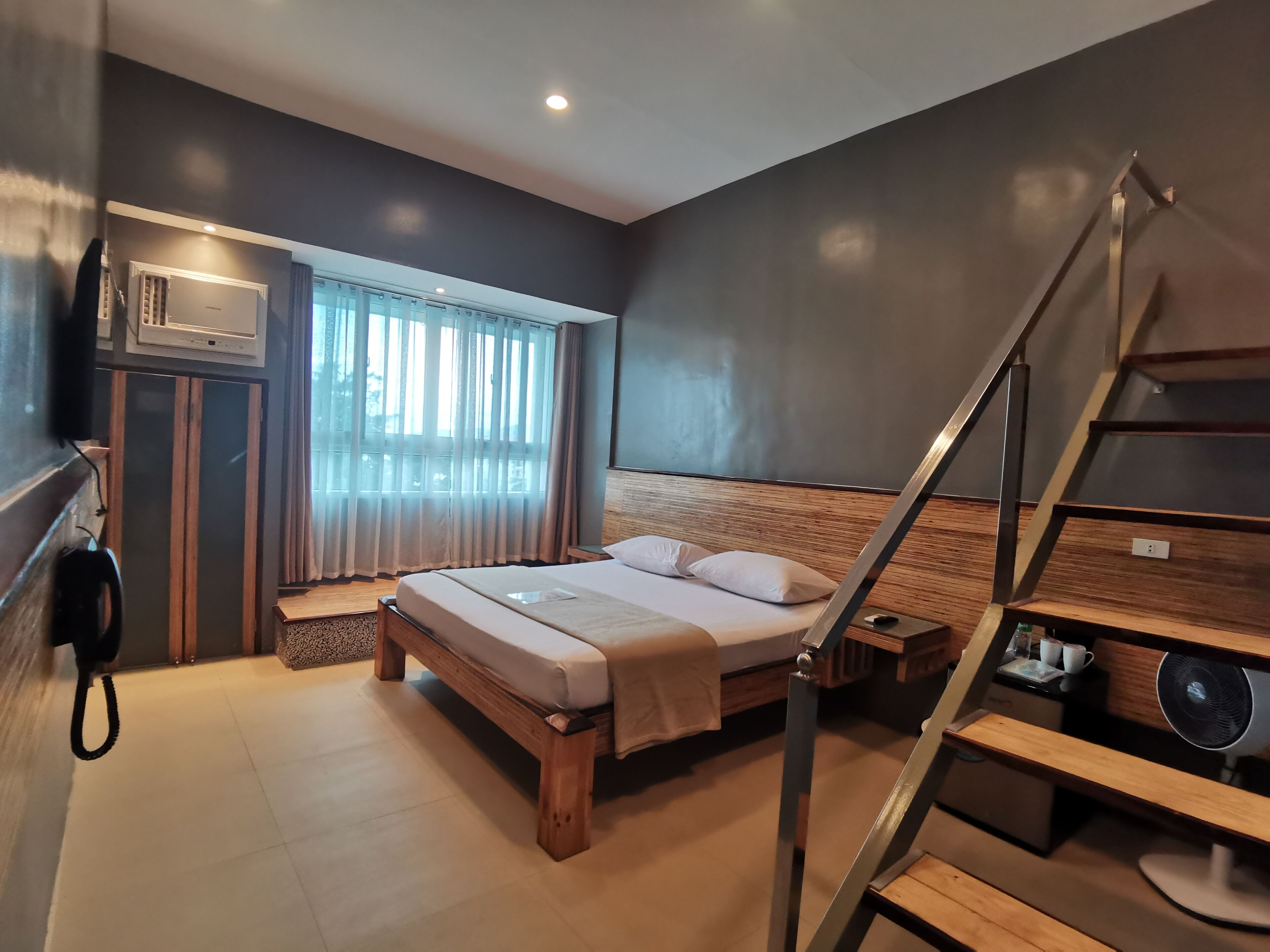 Mango Valley Hotel