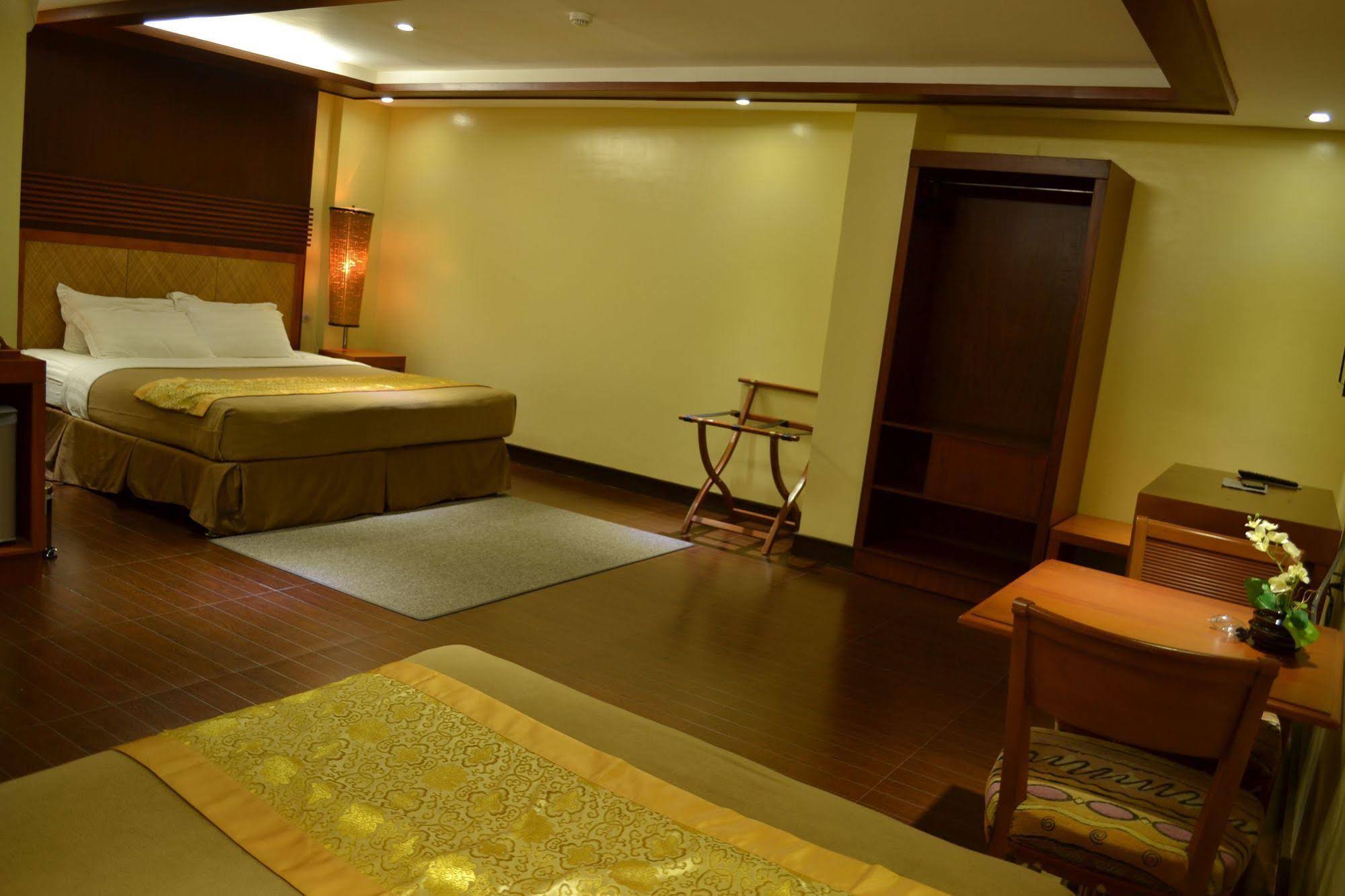 Subic Grand Harbour Hotel