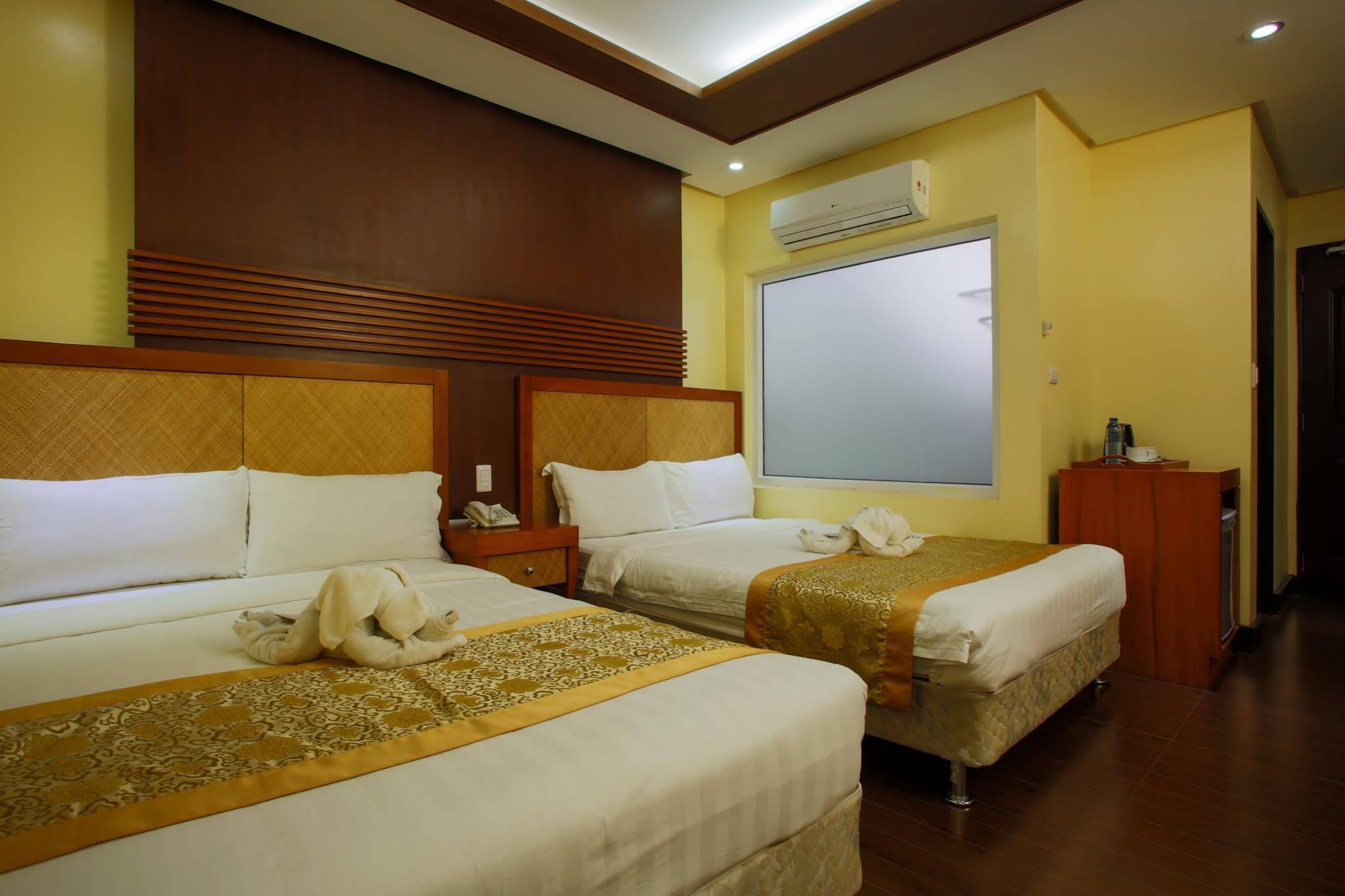 Subic Grand Harbour Hotel