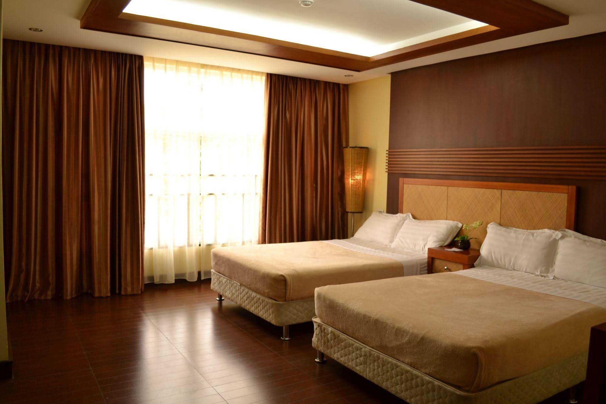 Subic Grand Harbour Hotel