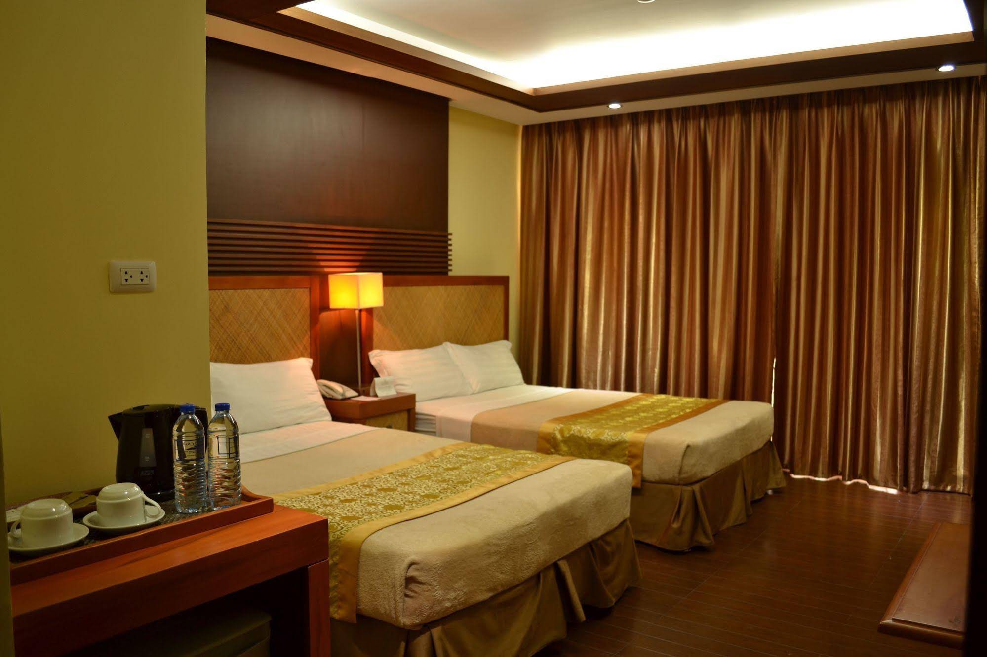 Subic Grand Harbour Hotel