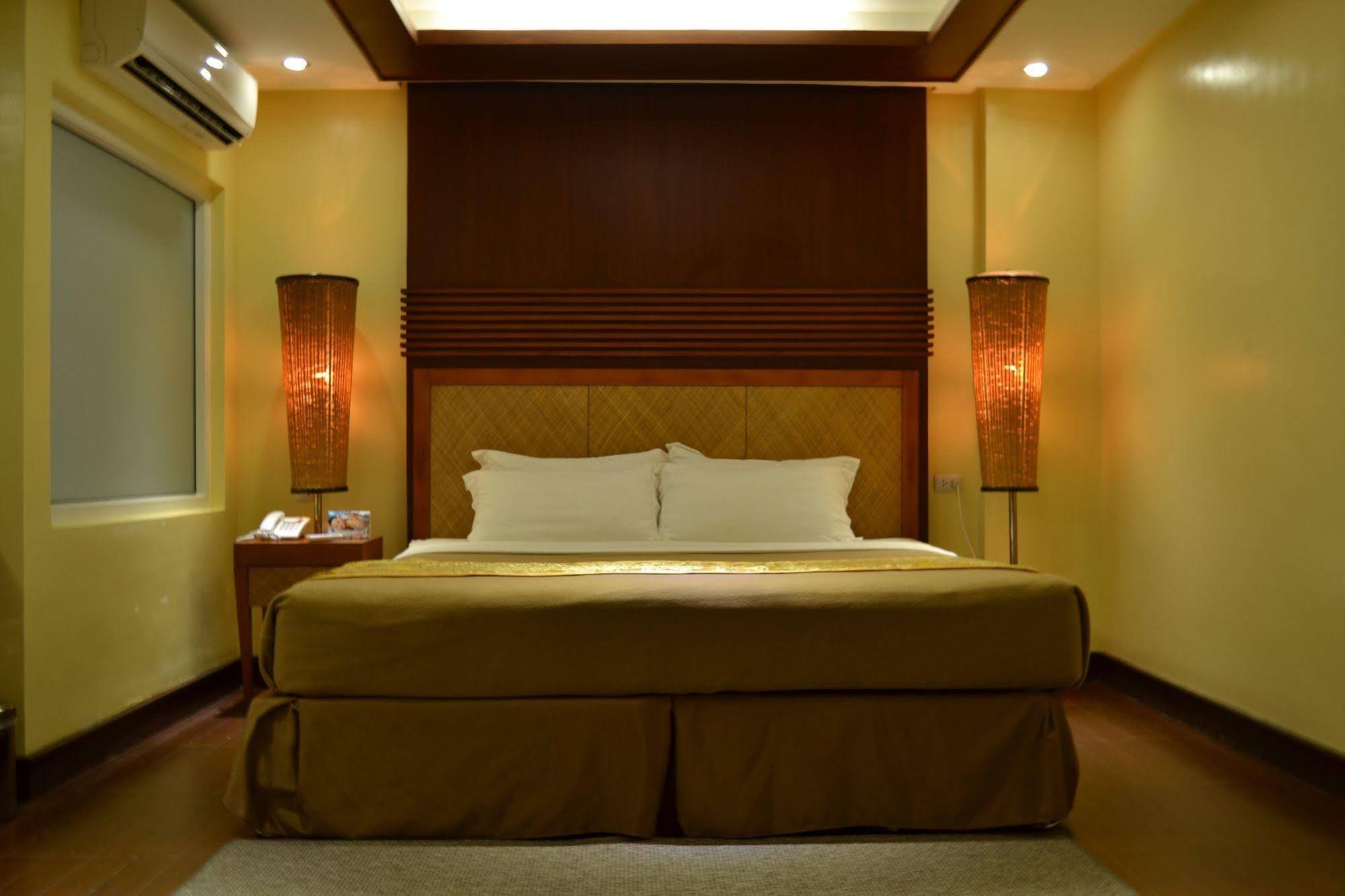 Subic Grand Harbour Hotel