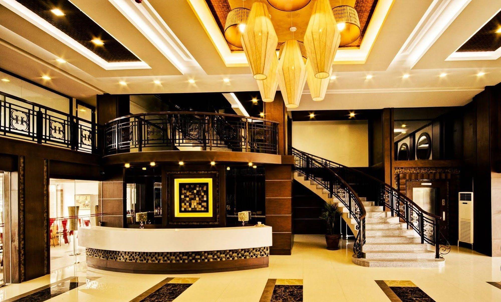 Subic Grand Harbour Hotel