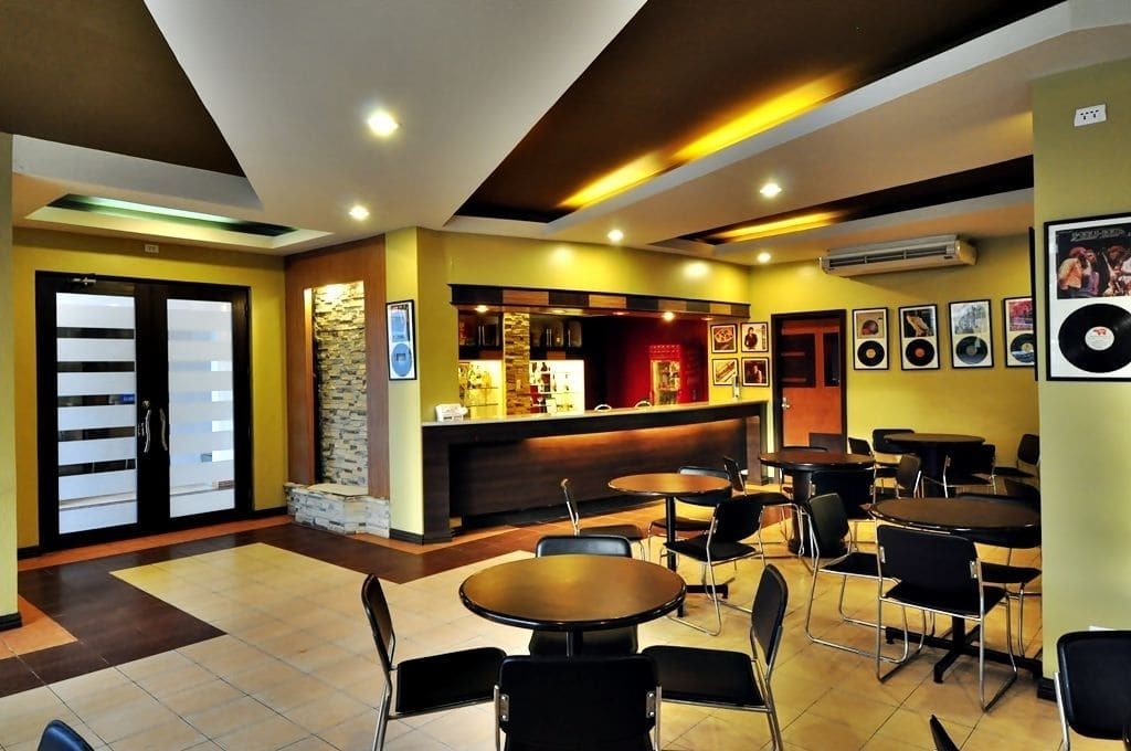 Subic Holiday Villas