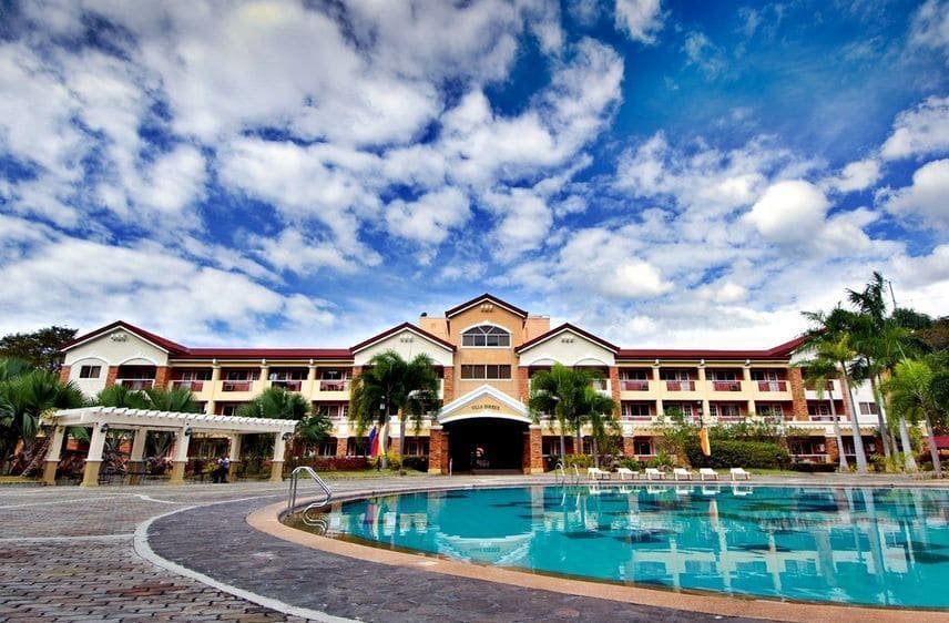 Subic Holiday Villas