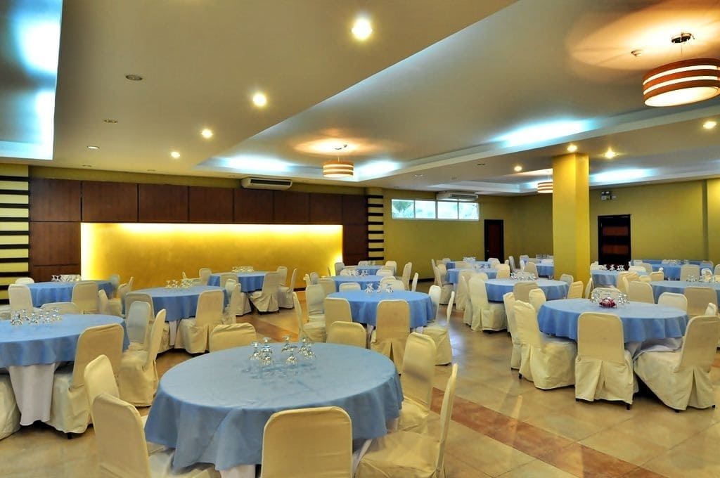 Subic Holiday Villas