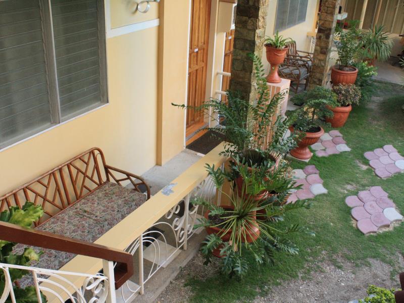 Oslob Malonzo Pension House