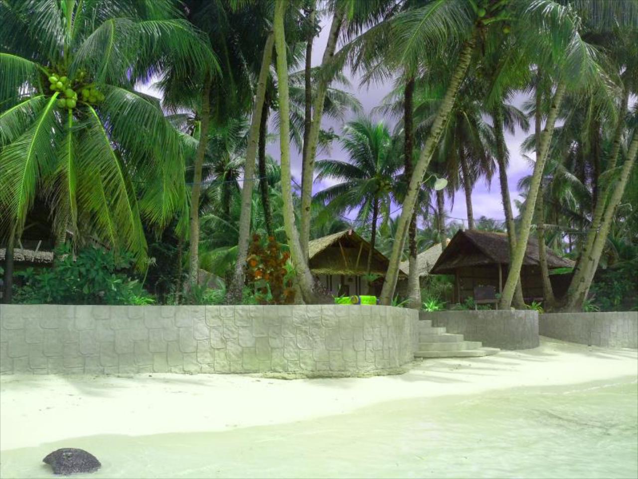 Eddies Beach Resort Siargao