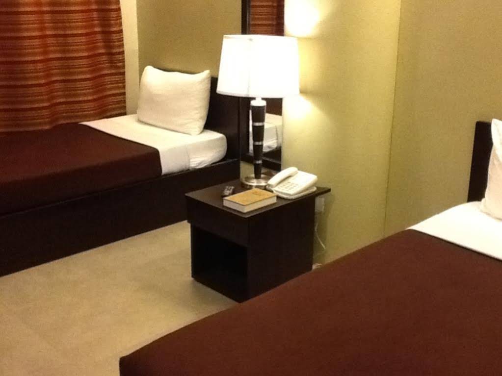 One Hive Hotel and Suites