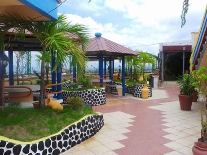 Tabaco Gardenia Hotel