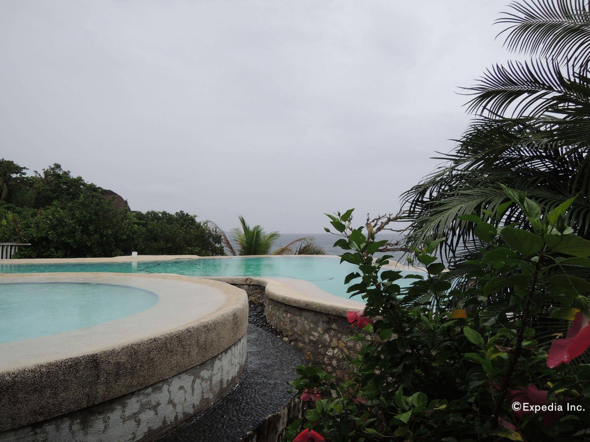 Bunzie's Cove