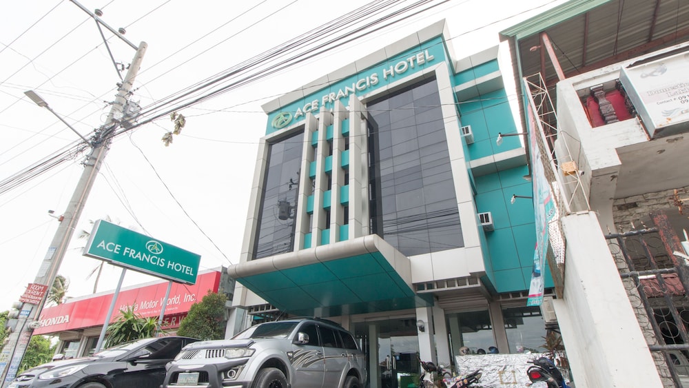 Ace Francis Hotel by RedDoorz
