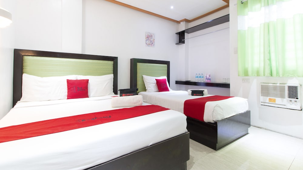 Ace Francis Hotel by RedDoorz