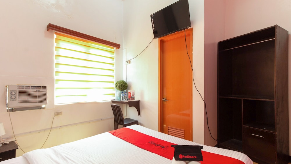 Be Hotel by Reddoorz