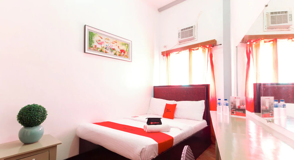 Be Hotel by Reddoorz