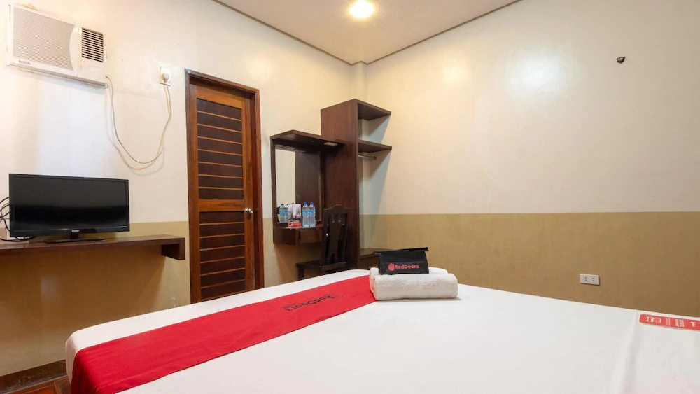 Hotel D' Allondra by RedDoorz