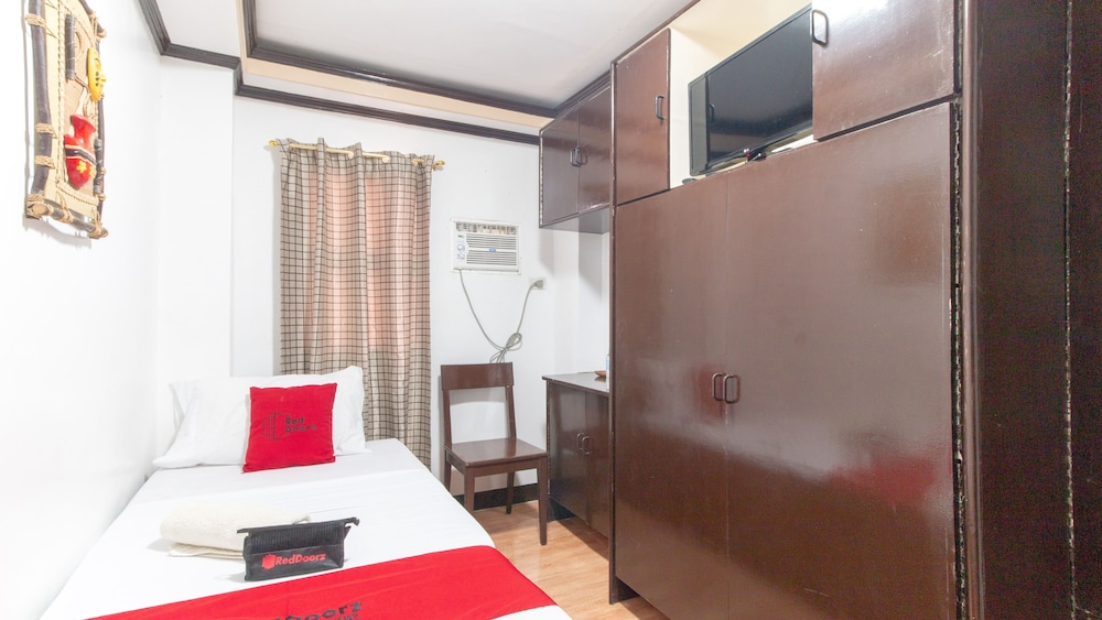 RedDoorz at Minas Place 1 Tacloban