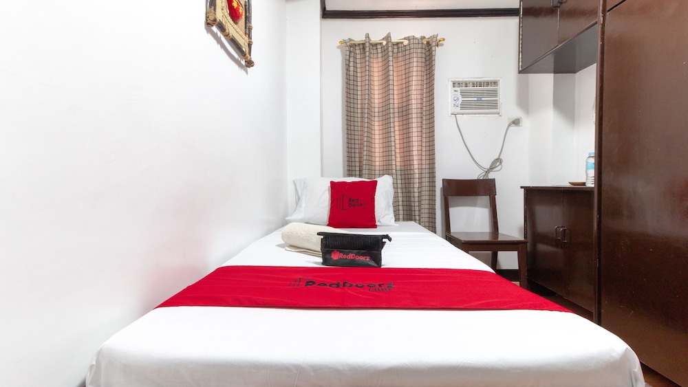 RedDoorz at Minas Place 1 Tacloban