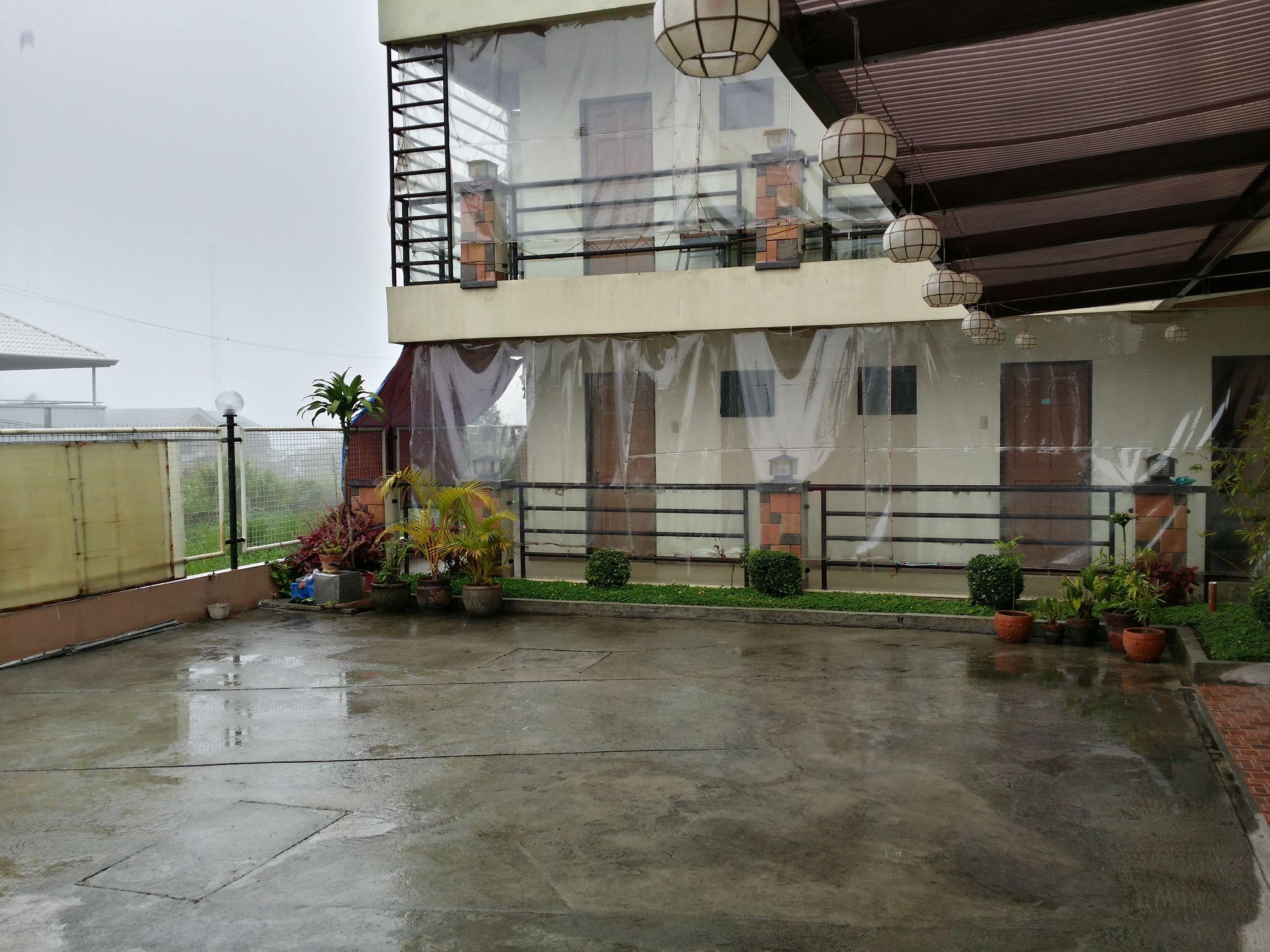 Belize Tagaytay
