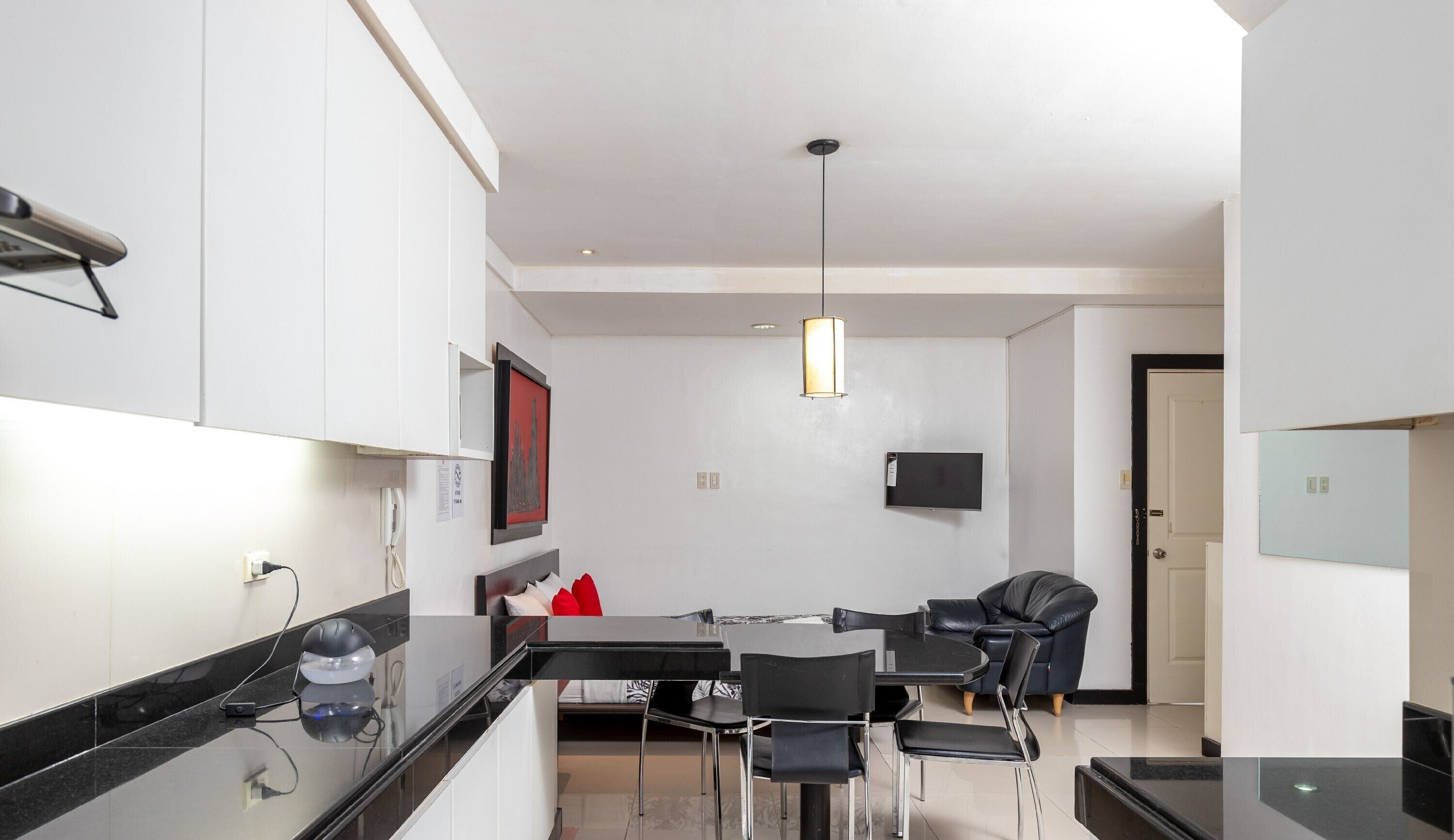 Berrie Suites Hotel