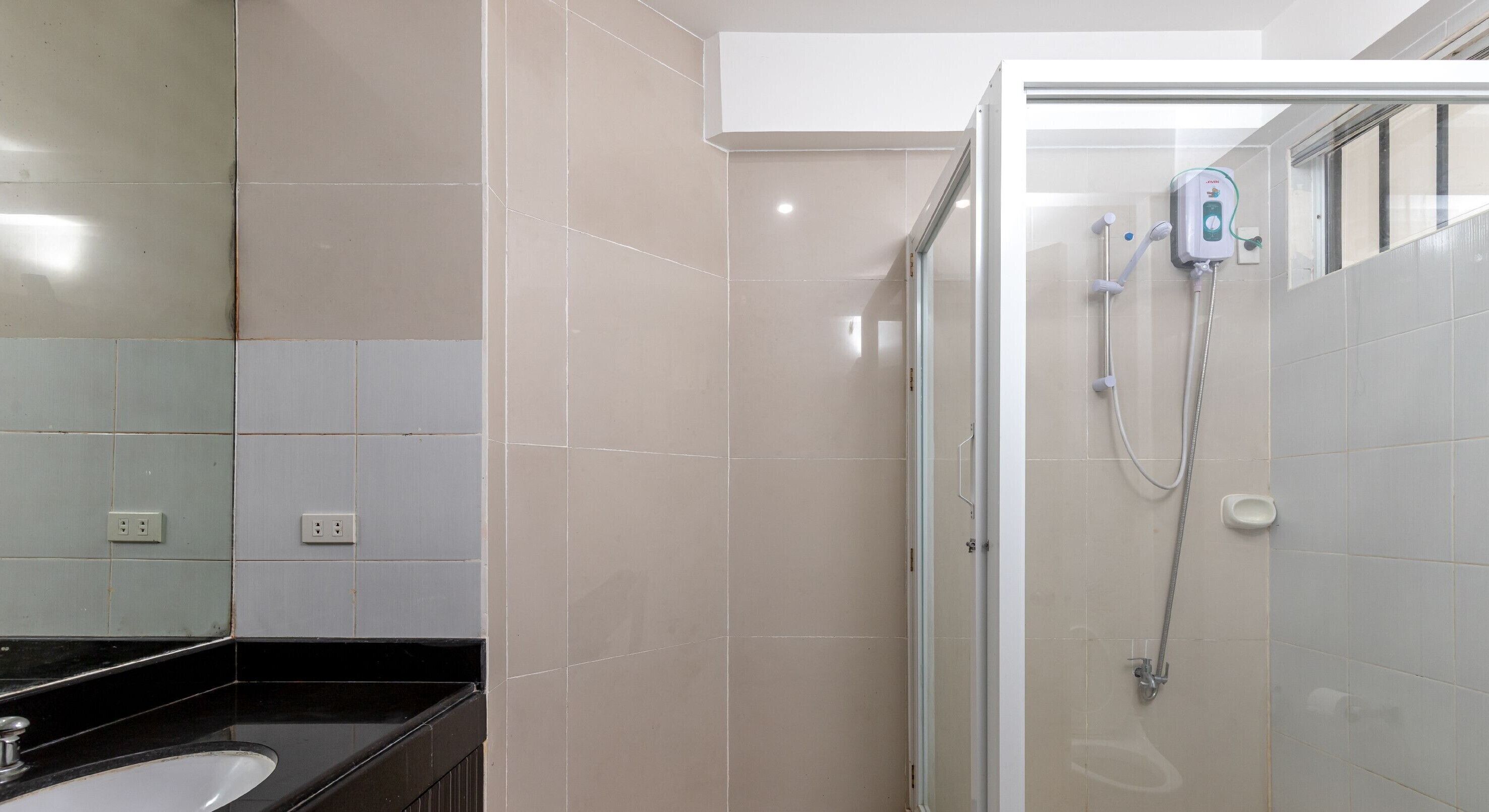 Berrie Suites Hotel