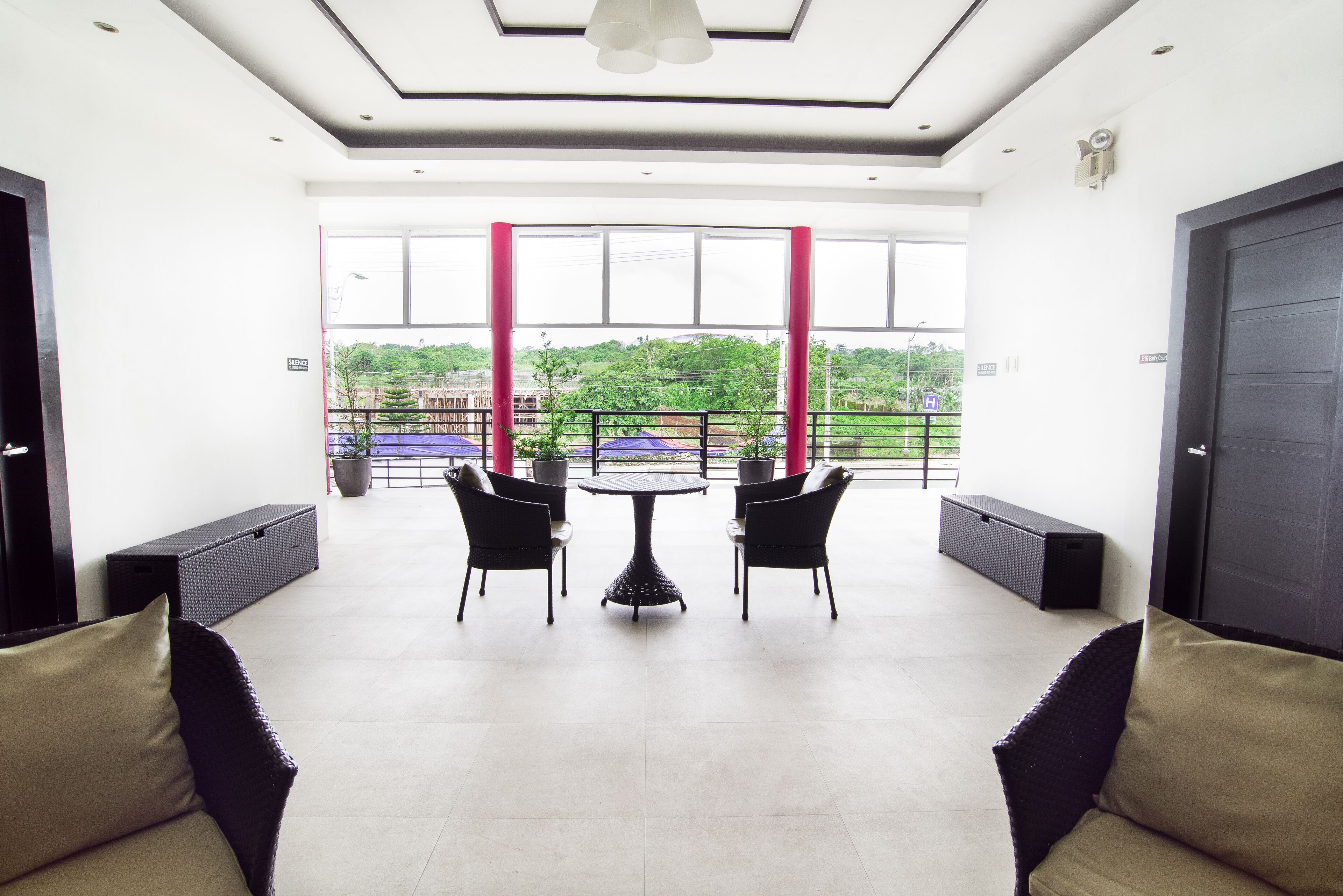 Capital O 919 V&s Vianshe Hotel And Events Place