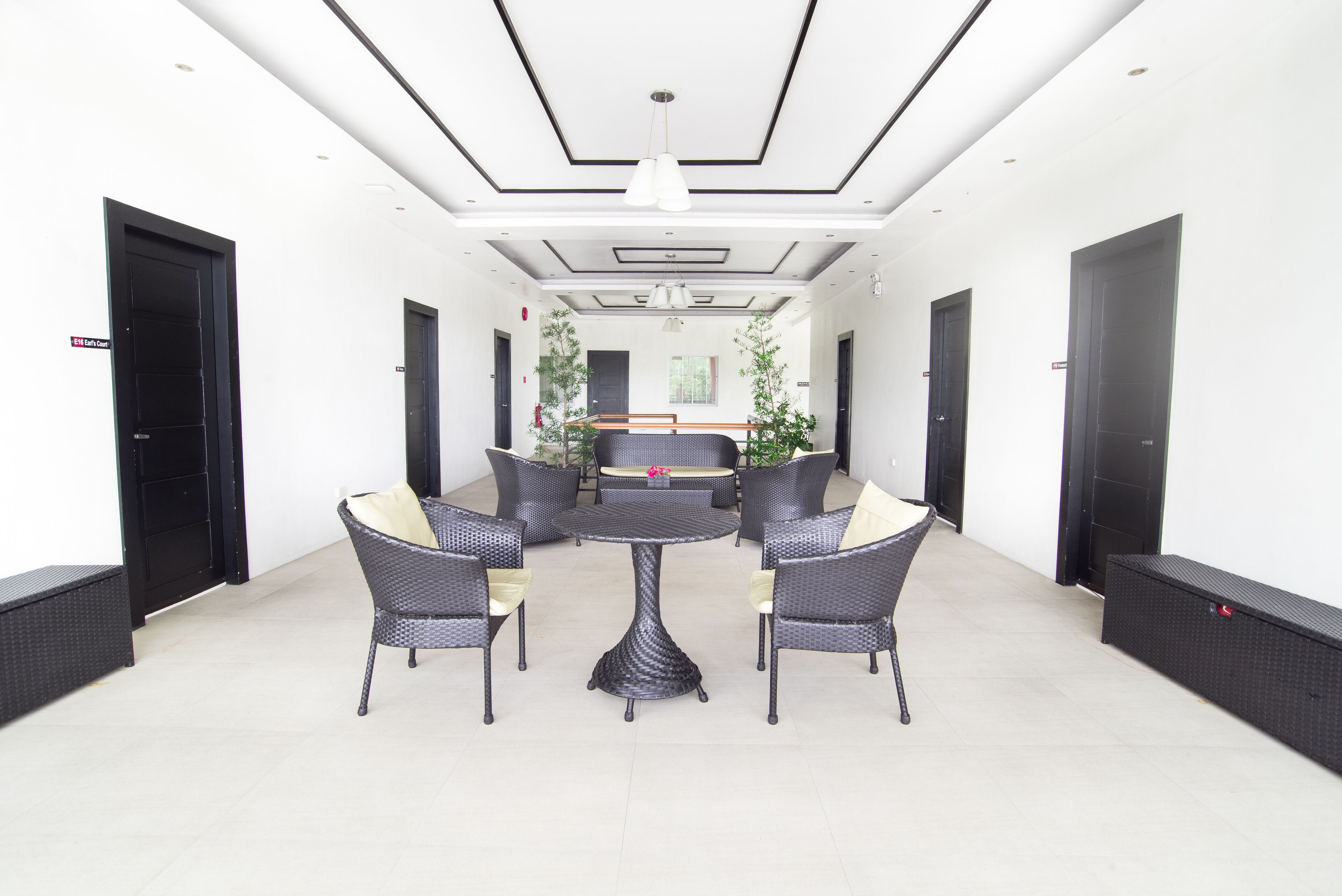 Capital O 919 V&s Vianshe Hotel And Events Place