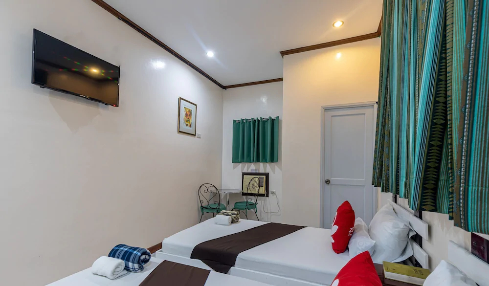 Cool Breeze Hotel and Villas by ZEN Rooms