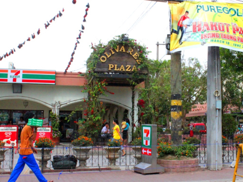 Country Living Hostel Tagaytay Center