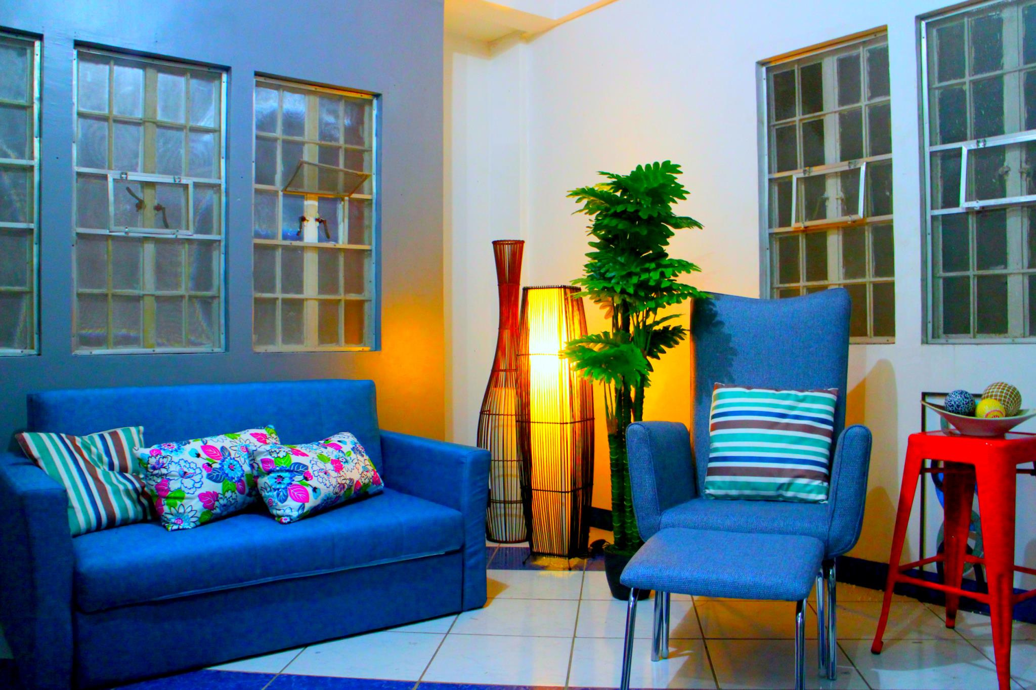 Country Living Hostel Tagaytay Center