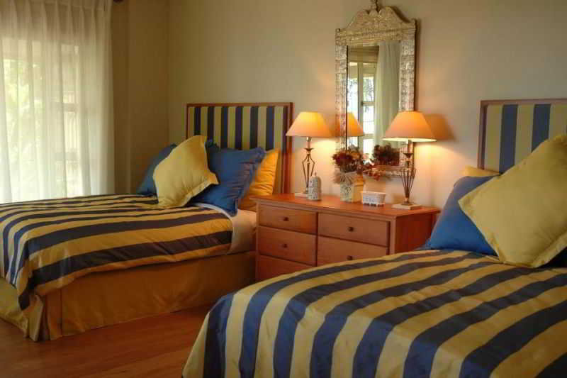Discovery Country Suites Tagaytay