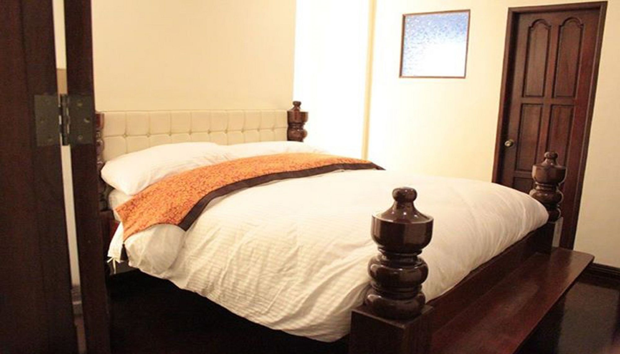 Forty 8 Bed & Breakfast