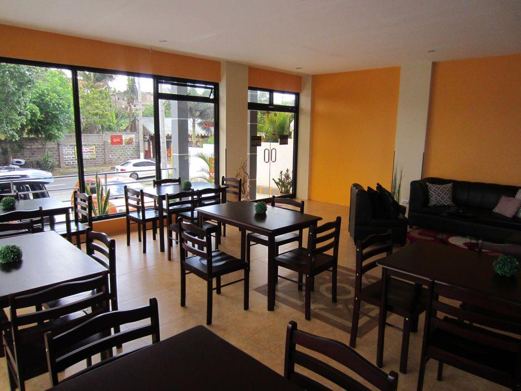 Hotel Aroha