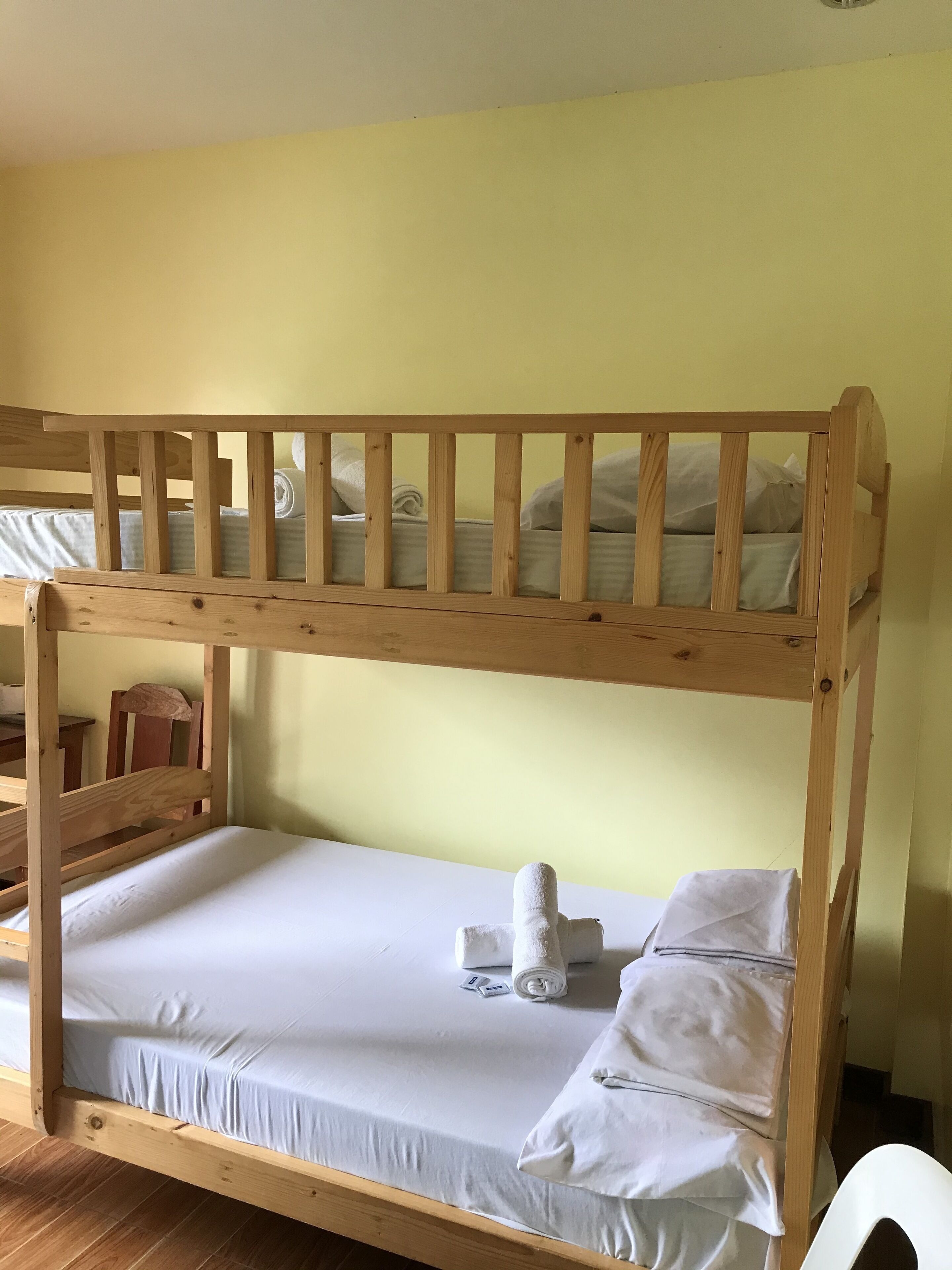 Jhunlyn Room Rental