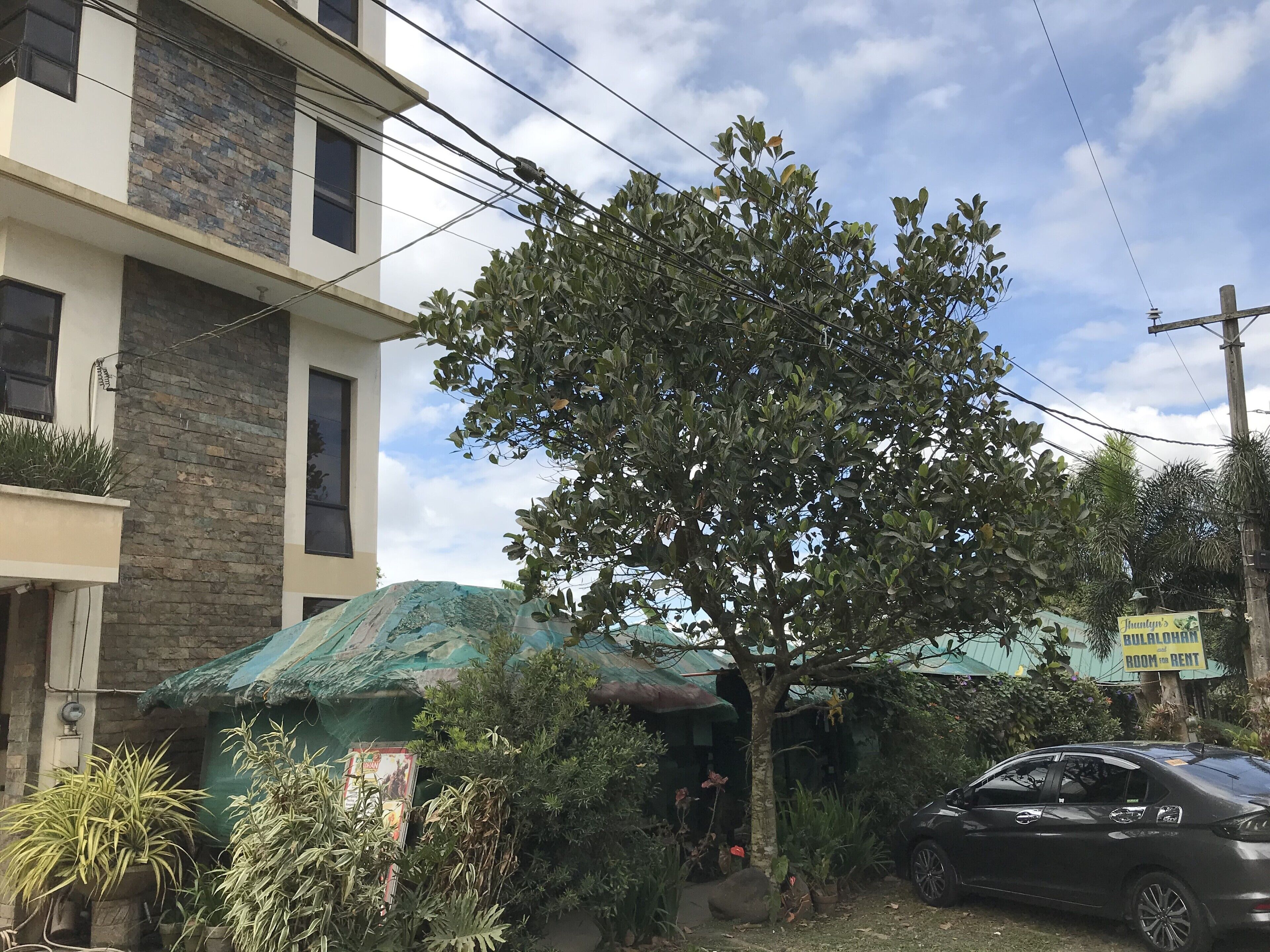 Jhunlyn Room Rental