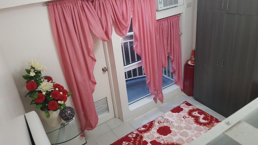 Mark's Condo at Tagaytay Prime