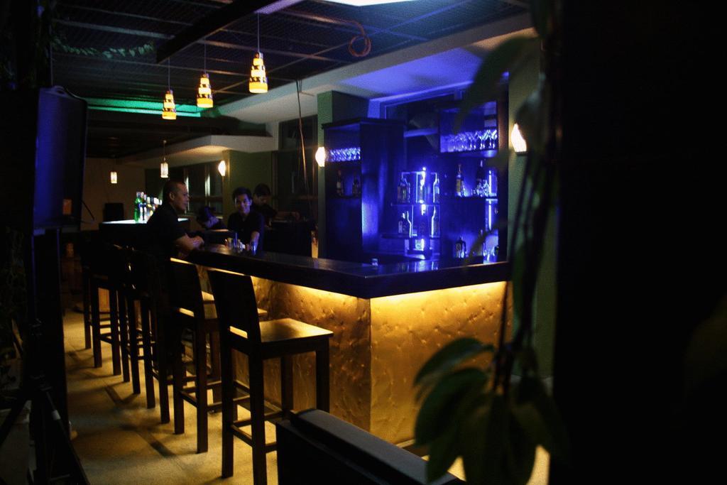 One Tagaytay Place