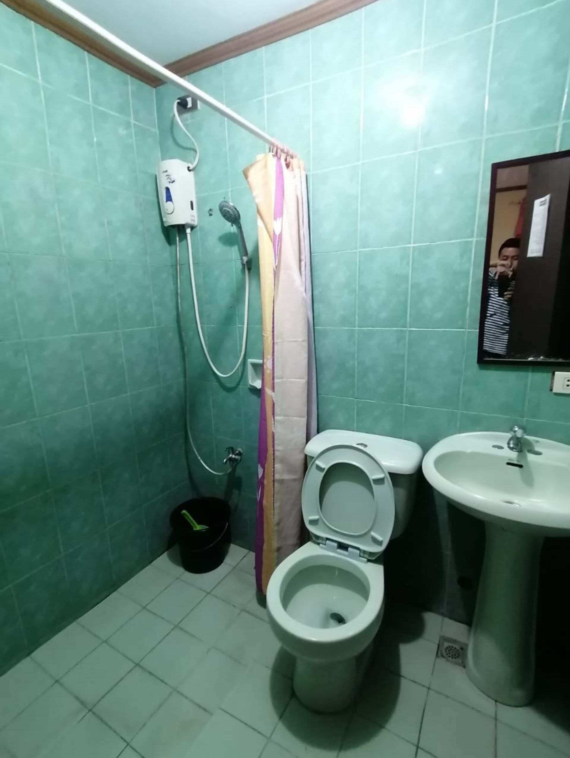 OYO 879 Lauriens Budget Hotel 2