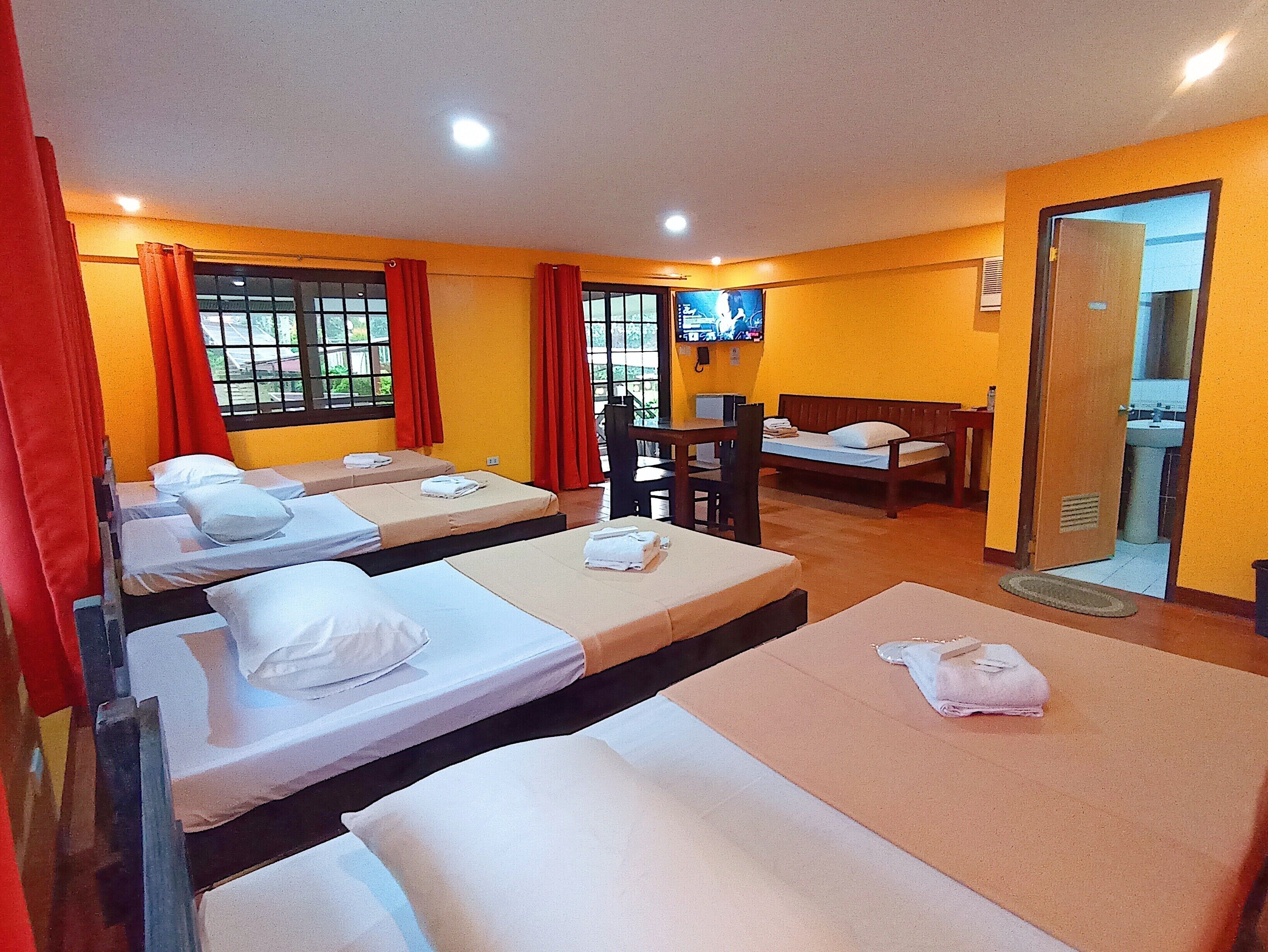 Pina Colina Resort