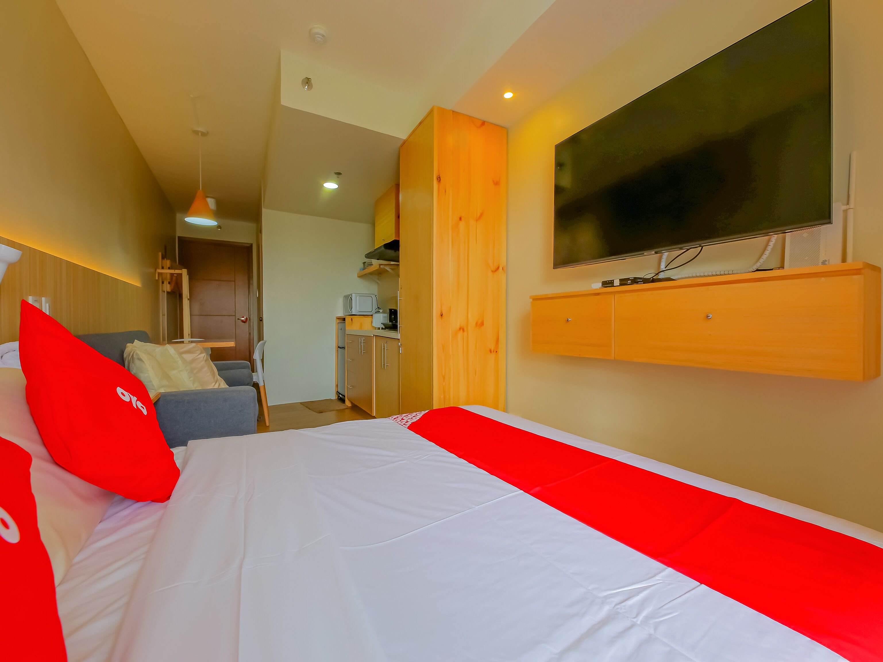 Pine Suites by OYO Rooms